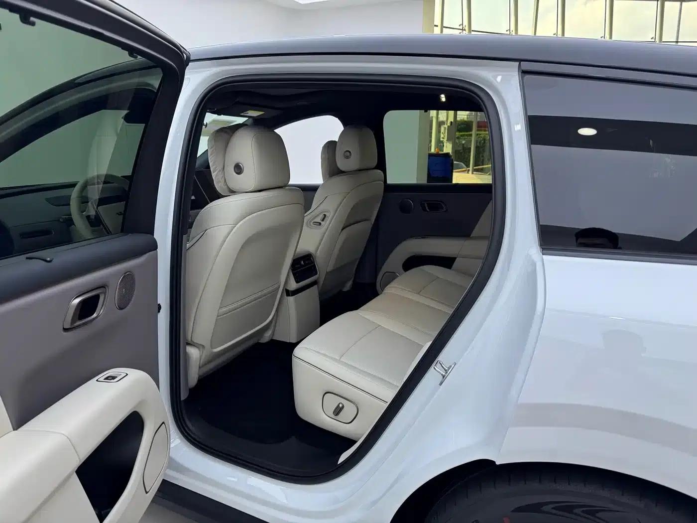 Li Auto i6 2025 Two-Wheel Drive Standard Edition — миниатюра 8