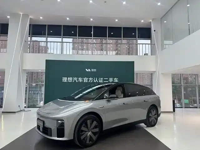 Li Auto i6 2025 AWD Standard Edition
