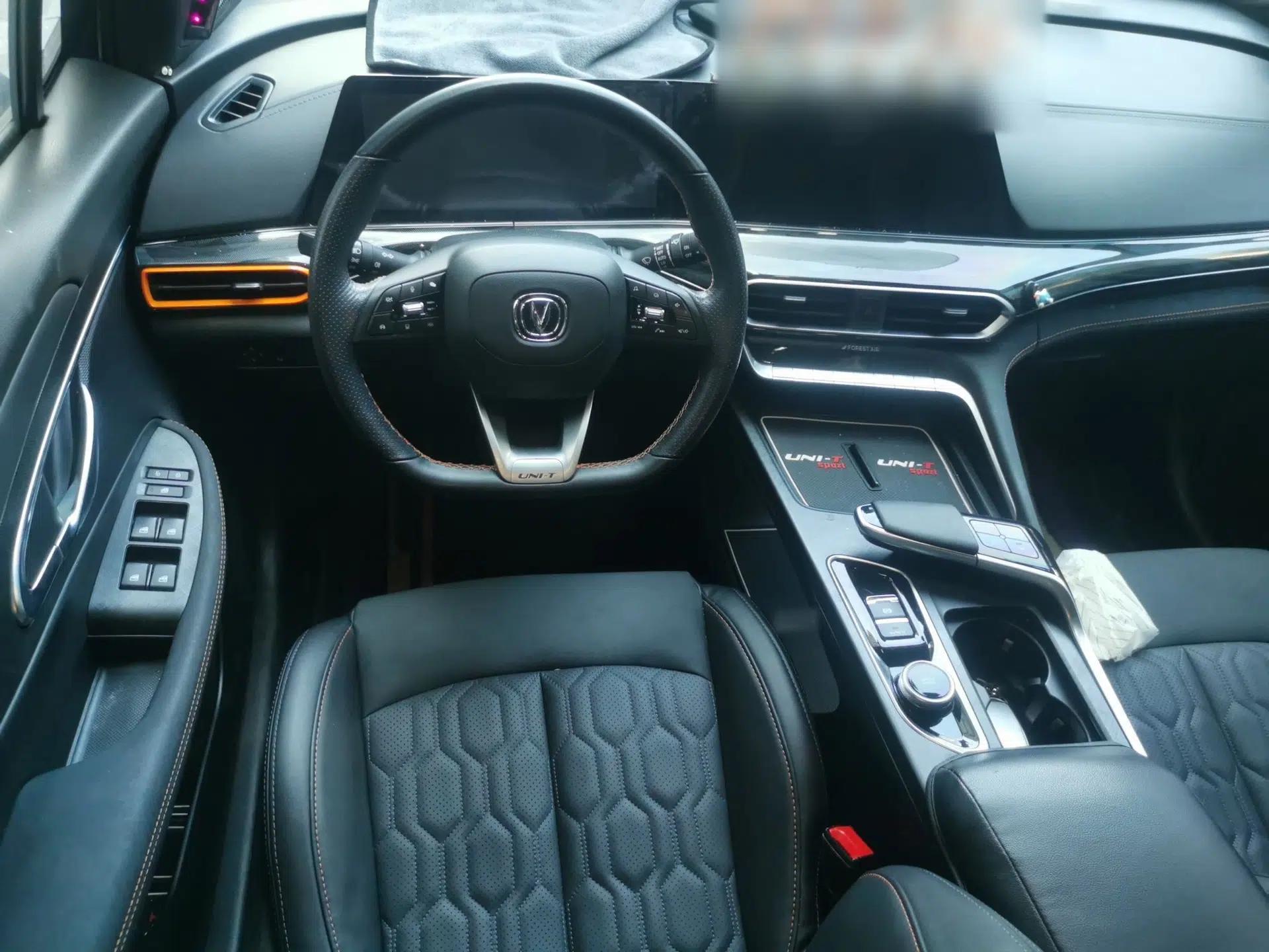 CHANGAN UNI-T 2022 1.5T Flagship Edition — миниатюра 10
