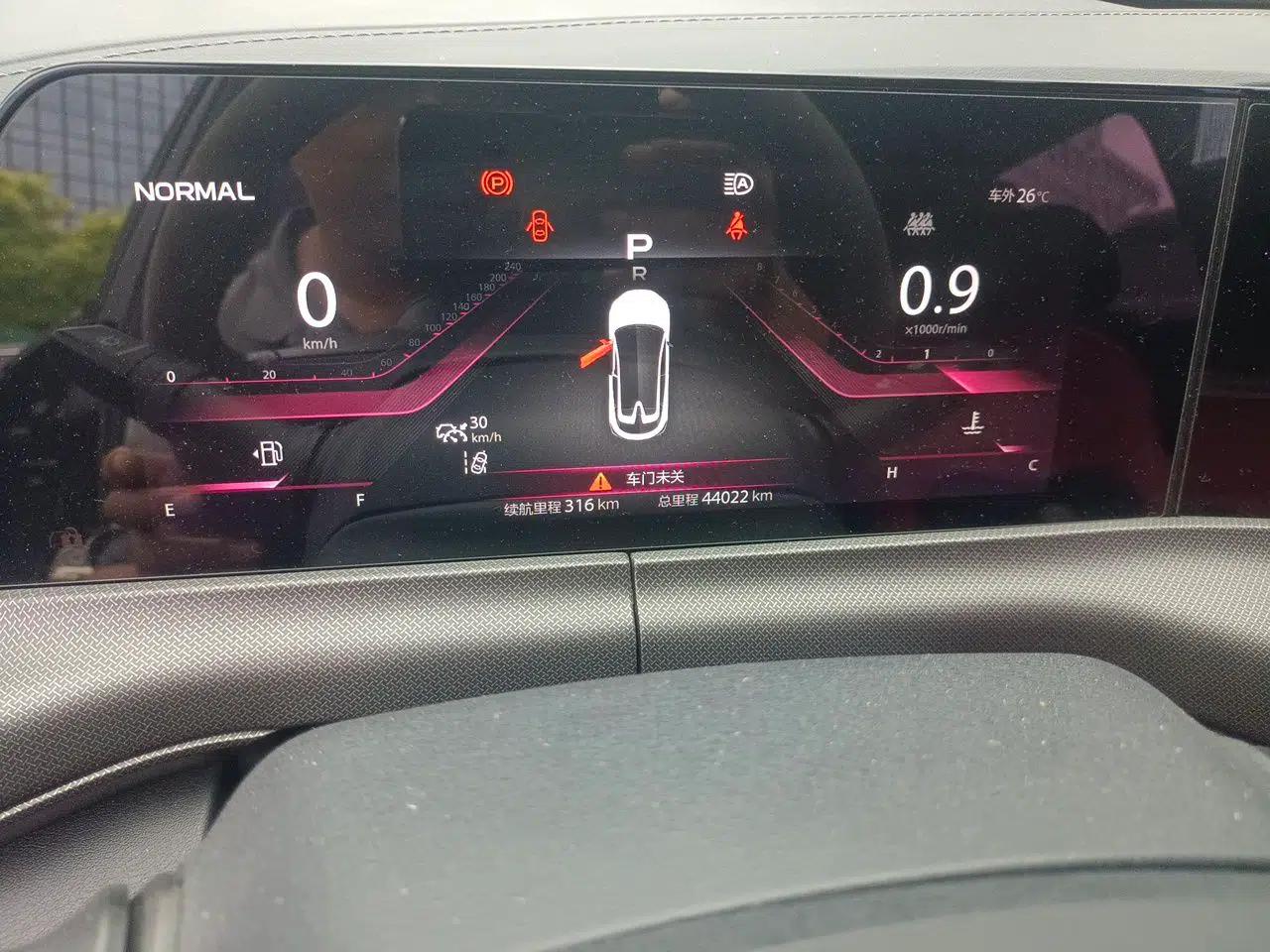 CHANGAN UNI-T 2020 1.5T Flagship Version — миниатюра 12