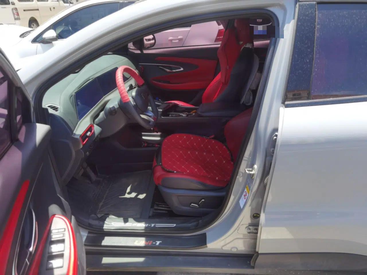 CHANGAN UNI-T 2020 1.5T Prestige Version — миниатюра 14