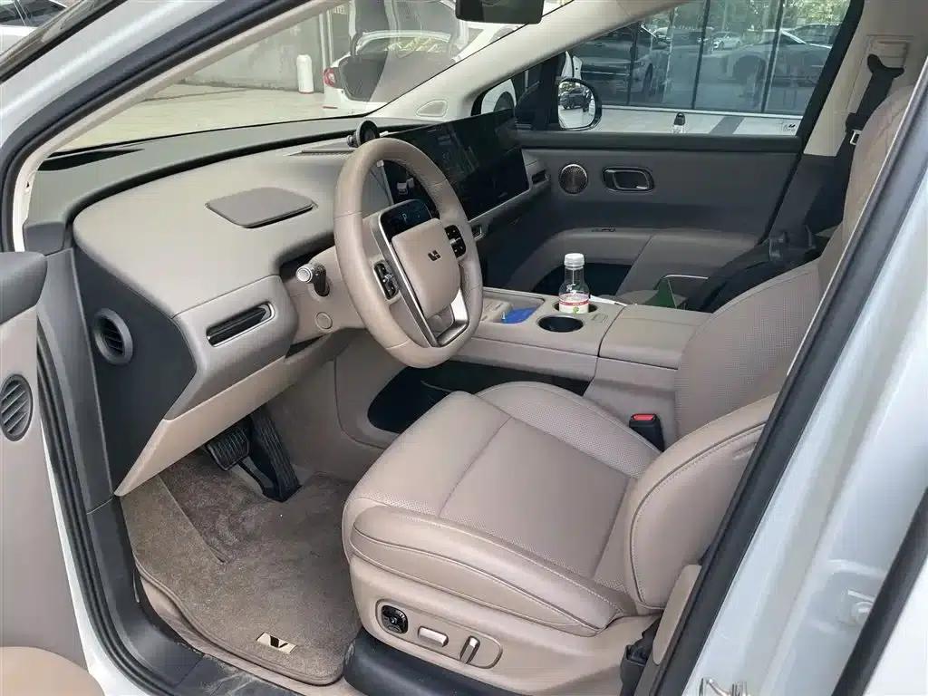 Li Auto i8 2025 Standard Edition — миниатюра 6