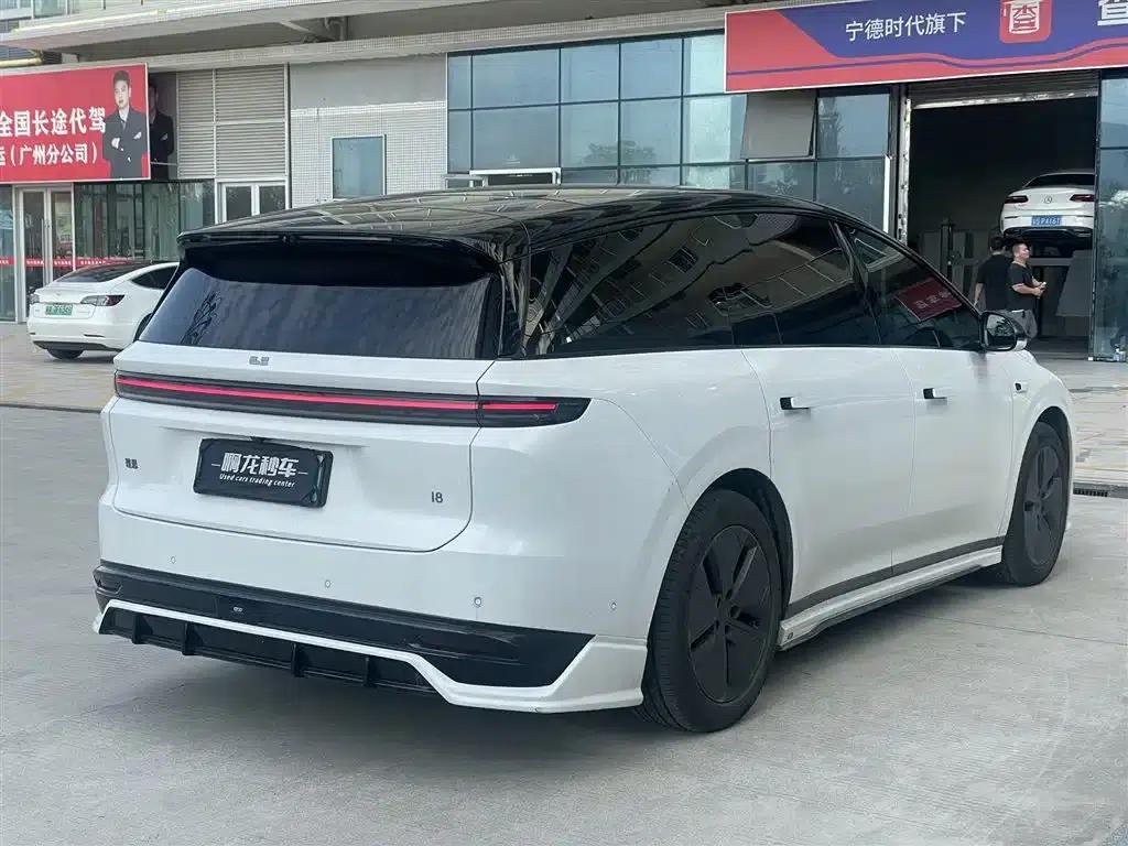 Li Auto i8 2025 Standard Edition — миниатюра 10