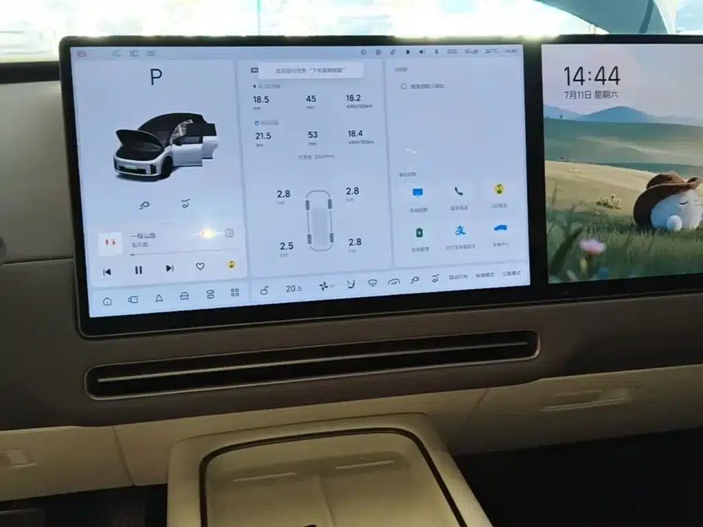 Li Auto i8 2025 Standard Edition — миниатюра 13