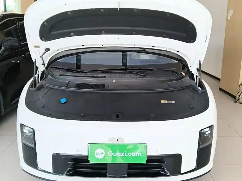 Li Auto i8 2025 Standard Edition — миниатюра 20