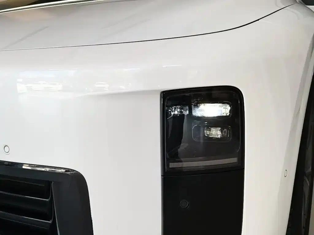 Li Auto i8 2025 Standard Edition — миниатюра 24