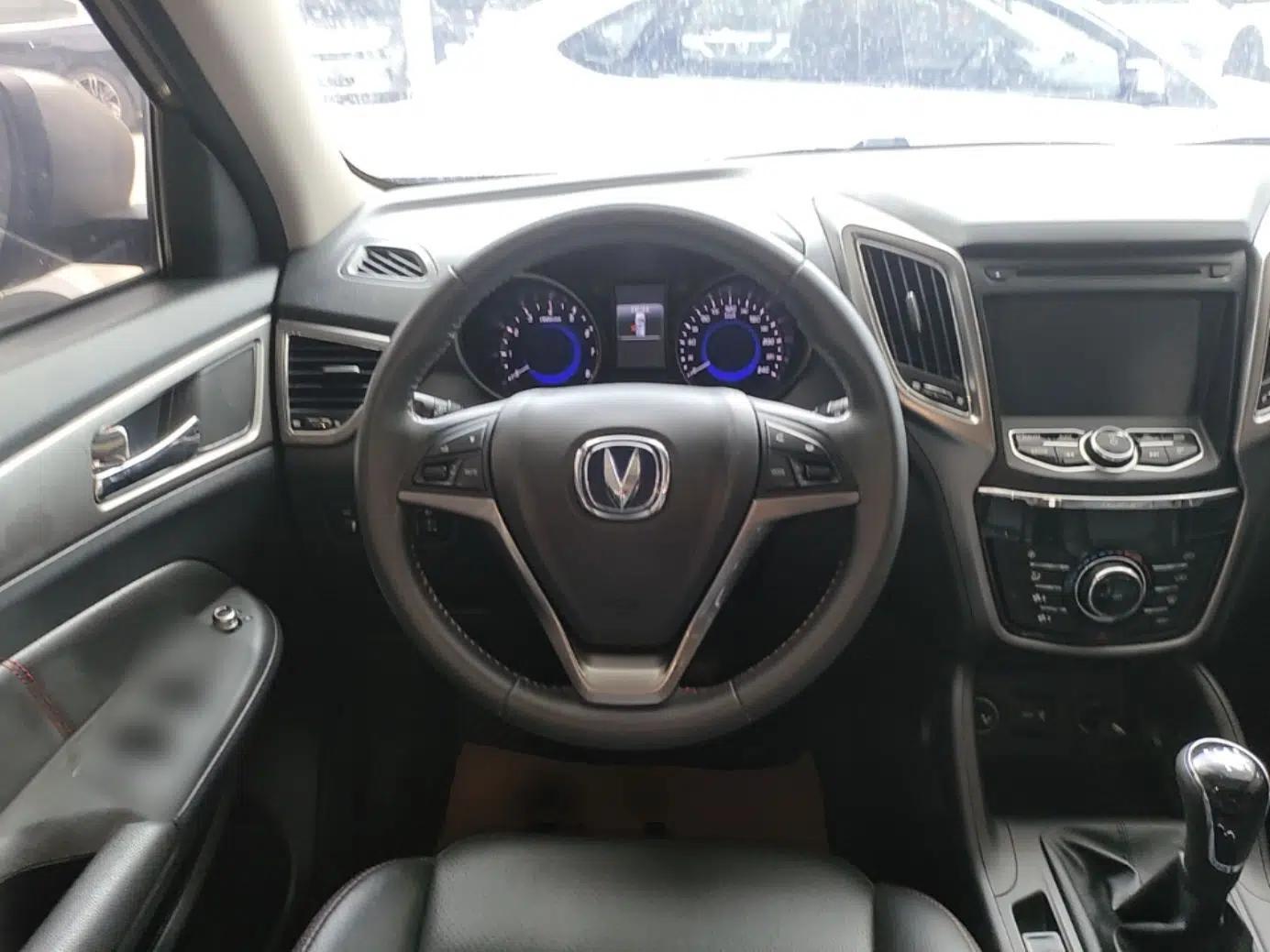 CHANGAN CS75 2016 2.0L Manual Luxury Version China IV Standard — миниатюра 13