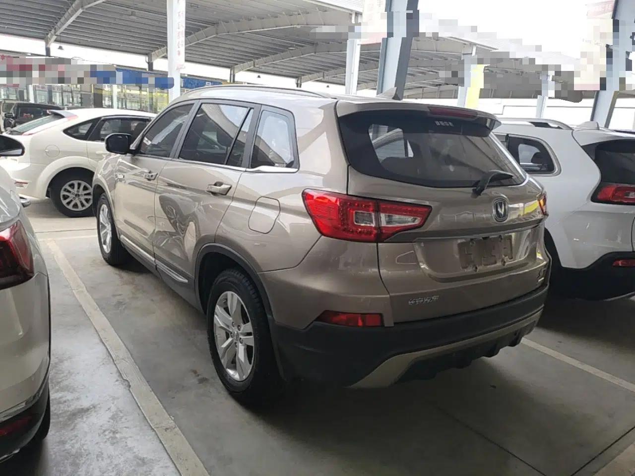 CHANGAN CS75 2016 2.0L Manual Luxury Version China IV Standard — миниатюра 4