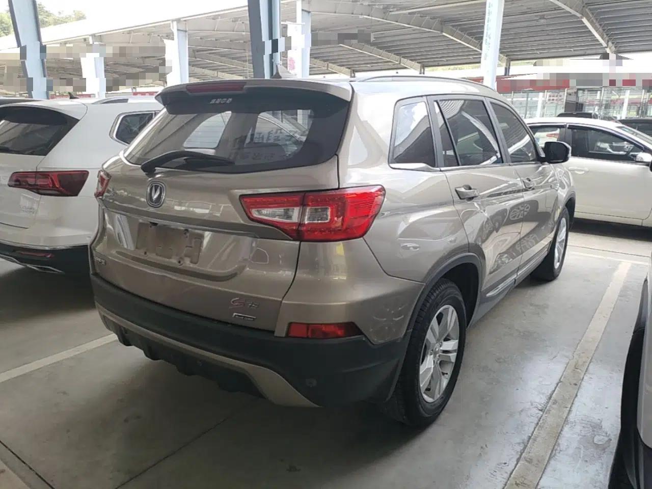 CHANGAN CS75 2016 2.0L Manual Luxury Version China IV Standard — миниатюра 6