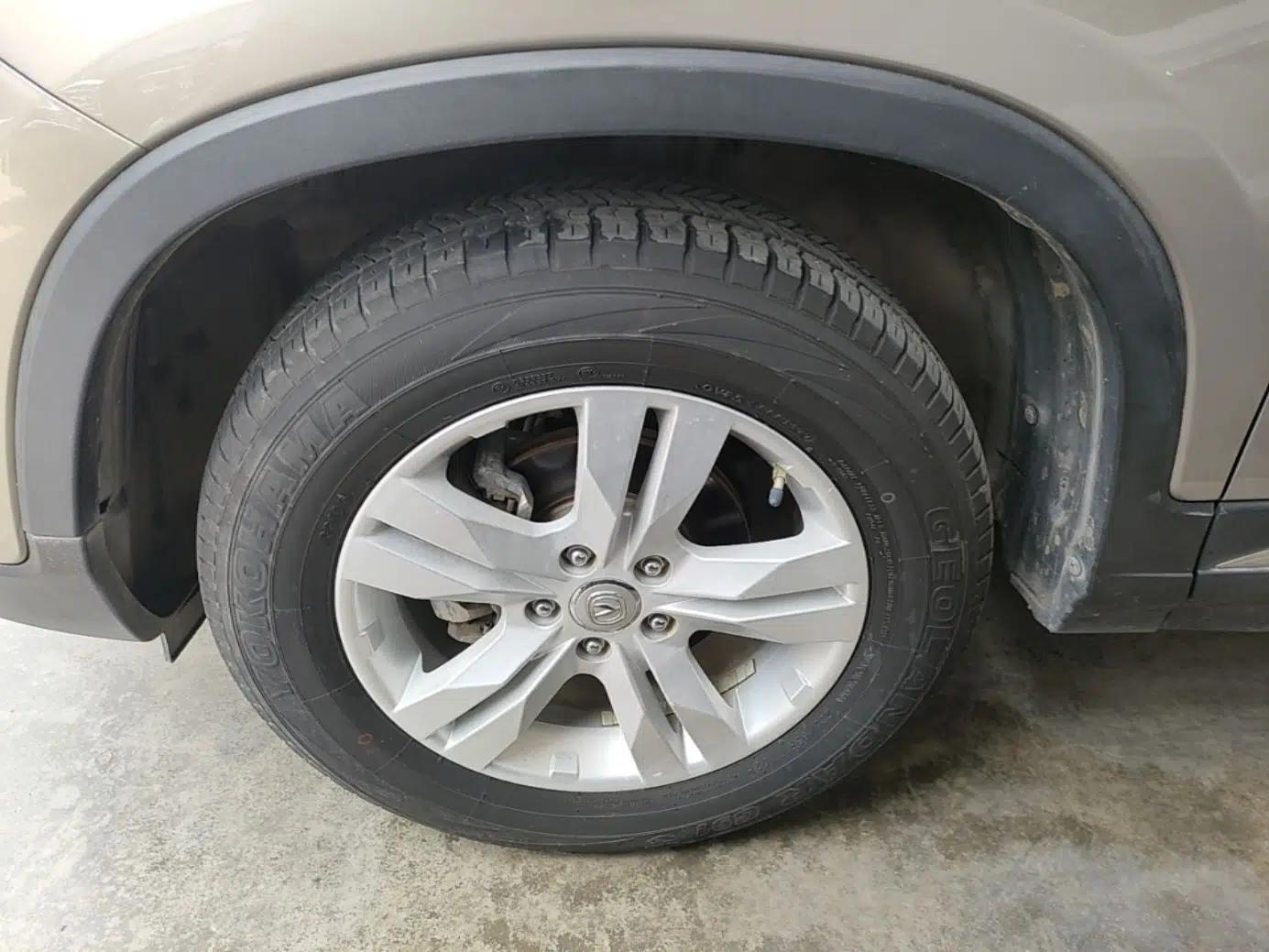 CHANGAN CS75 2016 2.0L Manual Luxury Version China IV Standard — миниатюра 10