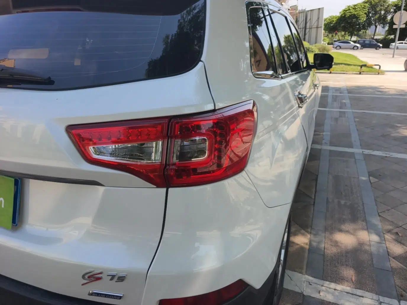 CHANGAN CS75 2016 1.8T Automatic Elite Model China V Standard — миниатюра 9