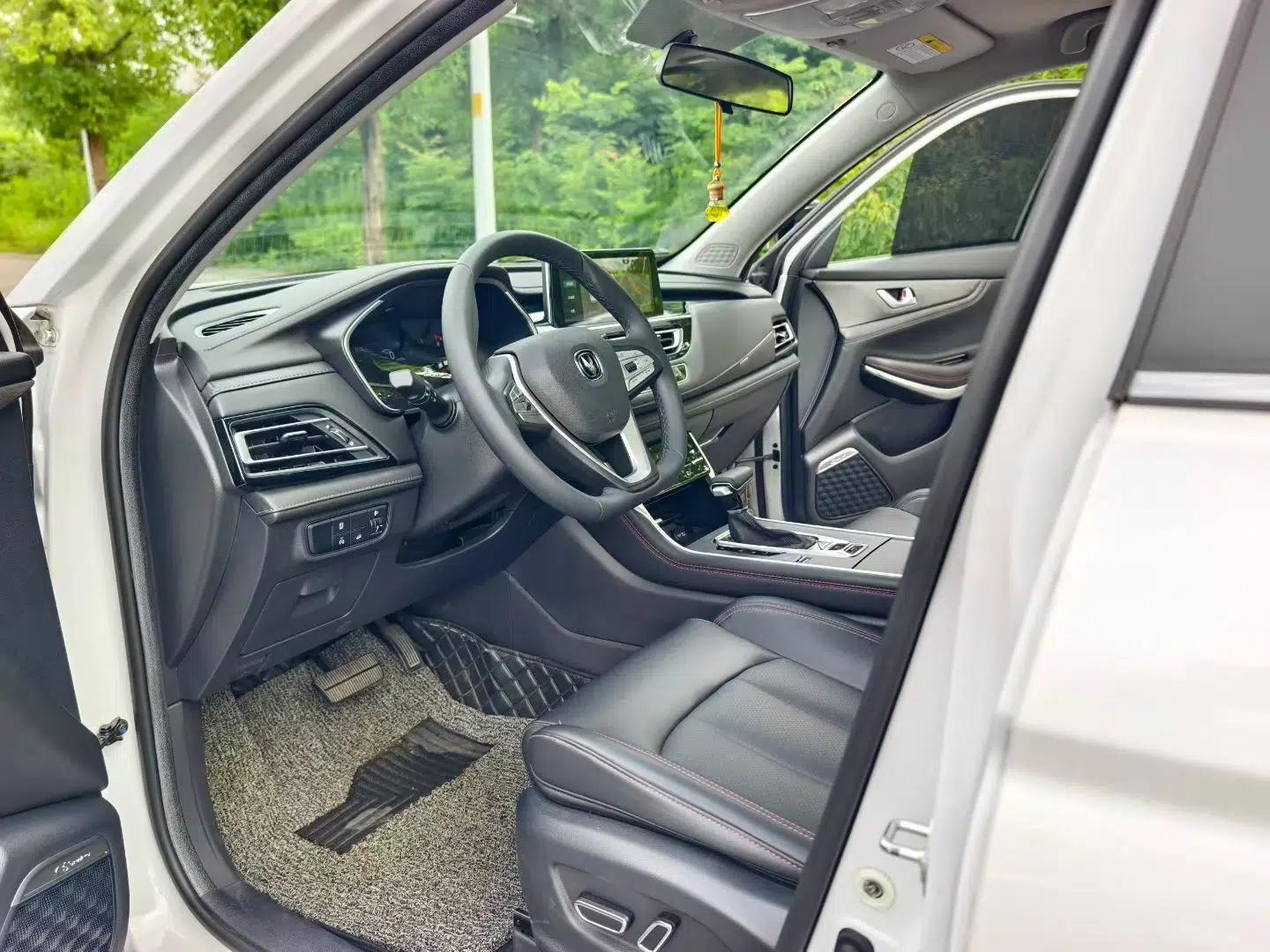 CHANGAN CS75 2022 Blue Whale Edition 1.5T DCT Prestige Model — миниатюра 32