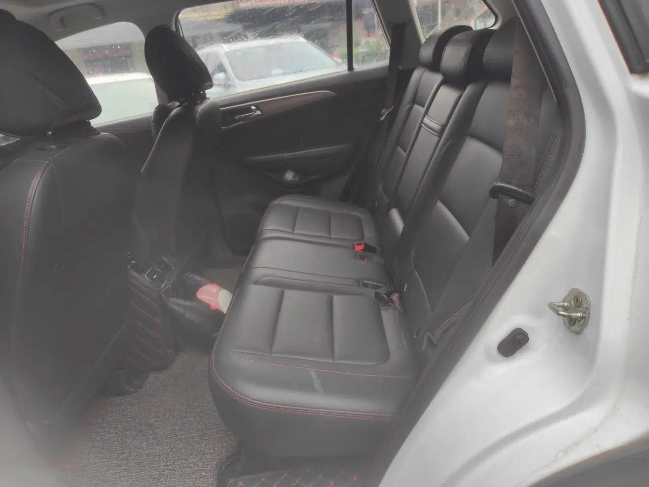 CHANGAN CS75 2016 1.8T Automatic Elite Model China V Standard — миниатюра 17