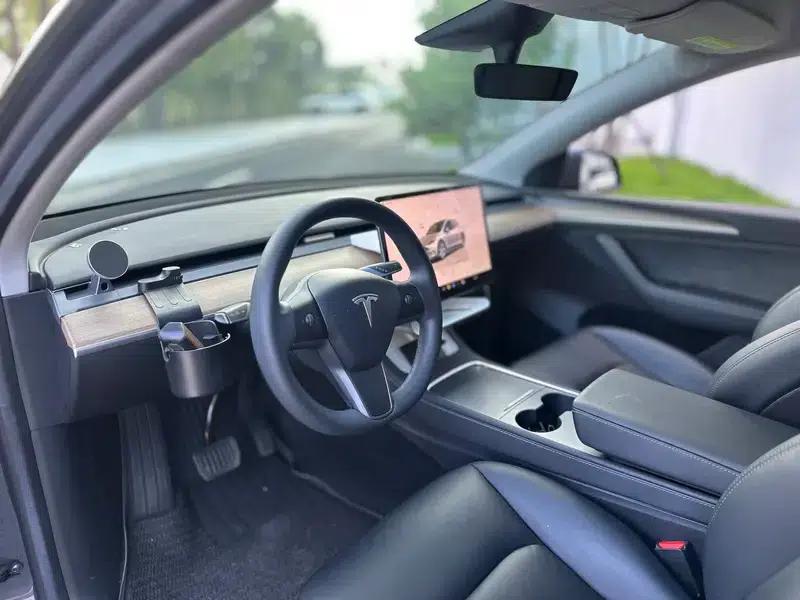 Model Y 2022 Rear-Wheel Drive — миниатюра 7