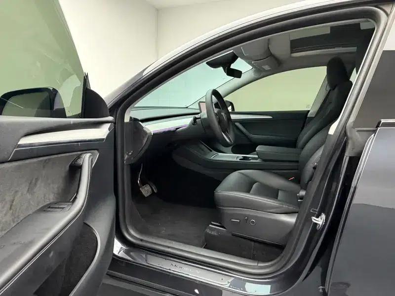 Model Y 2024 Rear-Wheel Drive — миниатюра 17