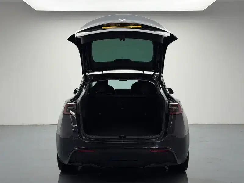 Model Y 2024 Rear-Wheel Drive — миниатюра 20