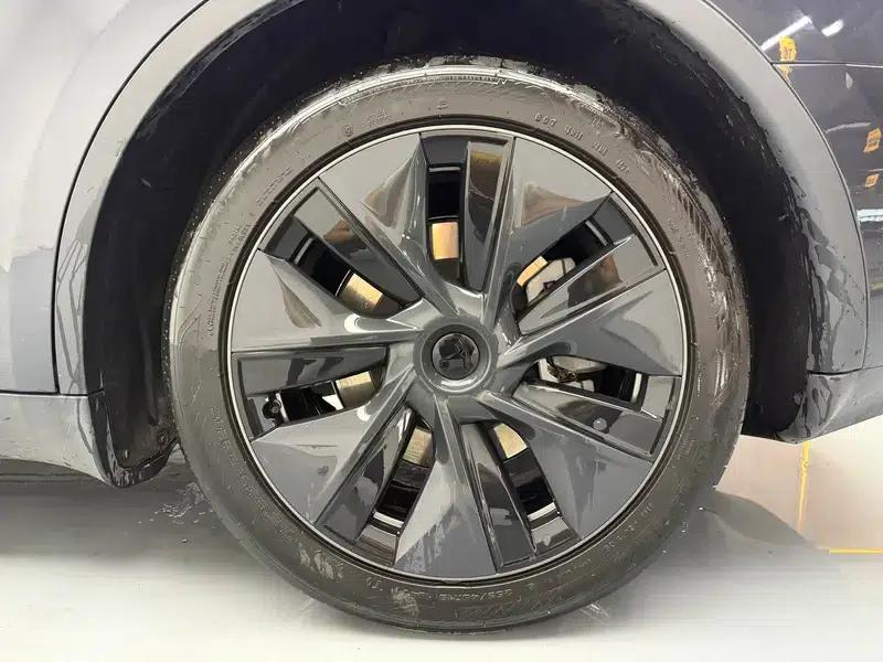 Model Y 2024 Rear-Wheel Drive — миниатюра 9
