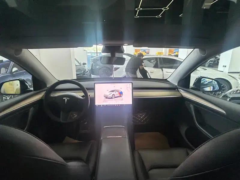 Model Y 2022 Rear-Wheel Drive — миниатюра 9