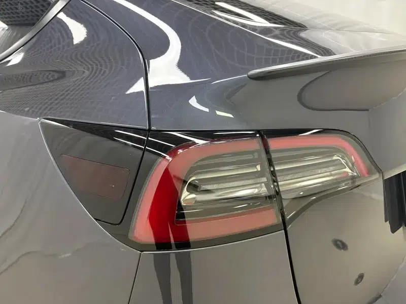 Model Y 2022 Performance All-Wheel Drive — миниатюра 13