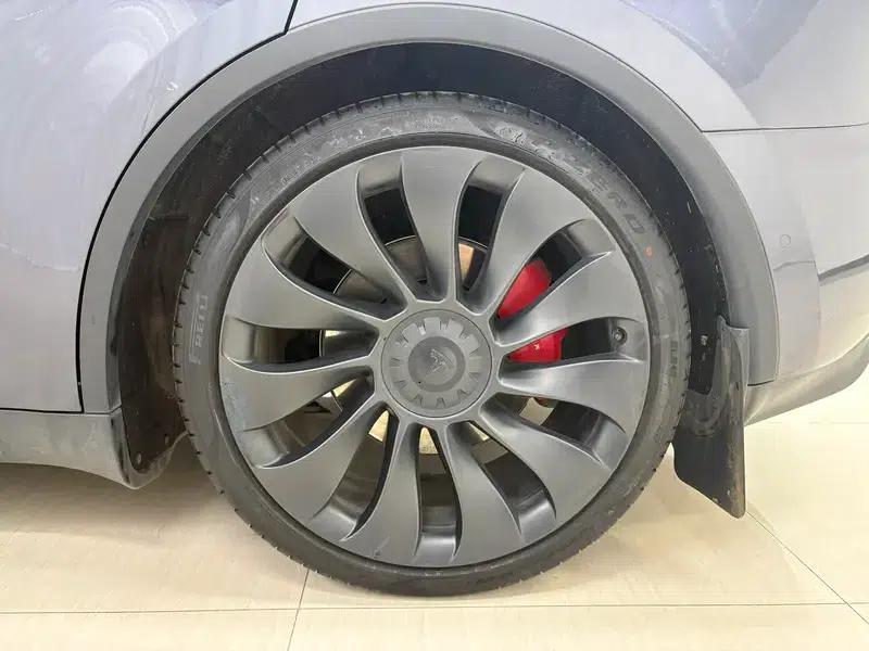 Model Y 2022 Performance All-Wheel Drive — миниатюра 9