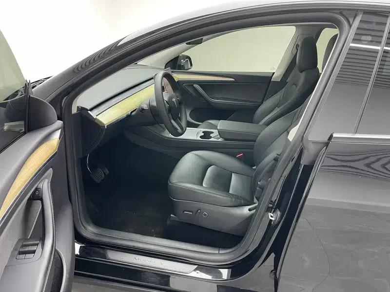 Model Y 2022 Facelift Rear-Wheel Drive Version — миниатюра 17