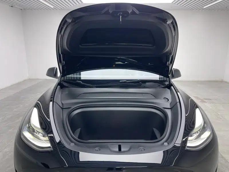 Model Y 2022 Facelift Rear-Wheel Drive Version — миниатюра 10