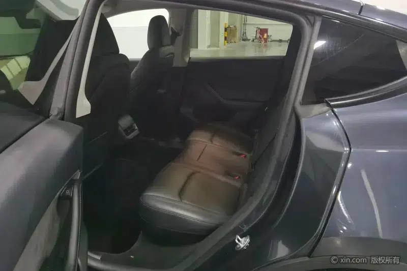 Model Y 2024 Rear-Wheel Drive — миниатюра 18