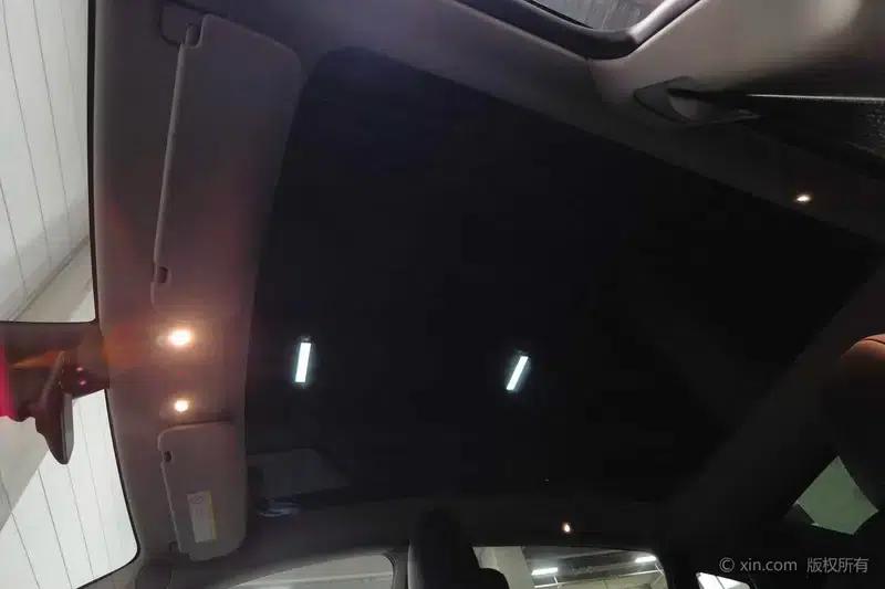 Model Y 2024 Rear-Wheel Drive — миниатюра 19