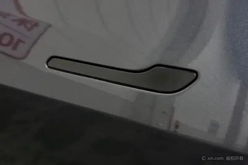 Model Y 2024 Rear-Wheel Drive — миниатюра 9