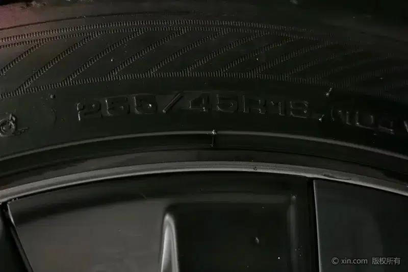 Model Y 2024 Rear-Wheel Drive — миниатюра 10