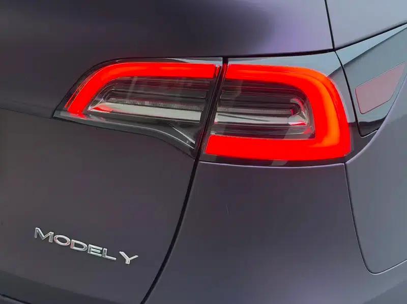 Model Y 2023 Rear-Wheel Drive — миниатюра 7