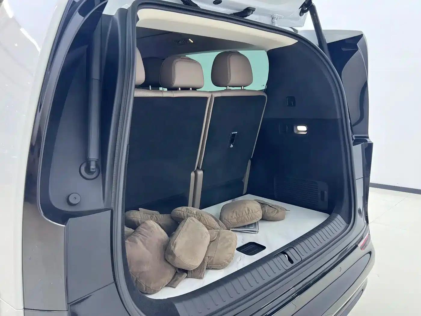 Li Auto MEGA 2025 Home Edition — миниатюра 12
