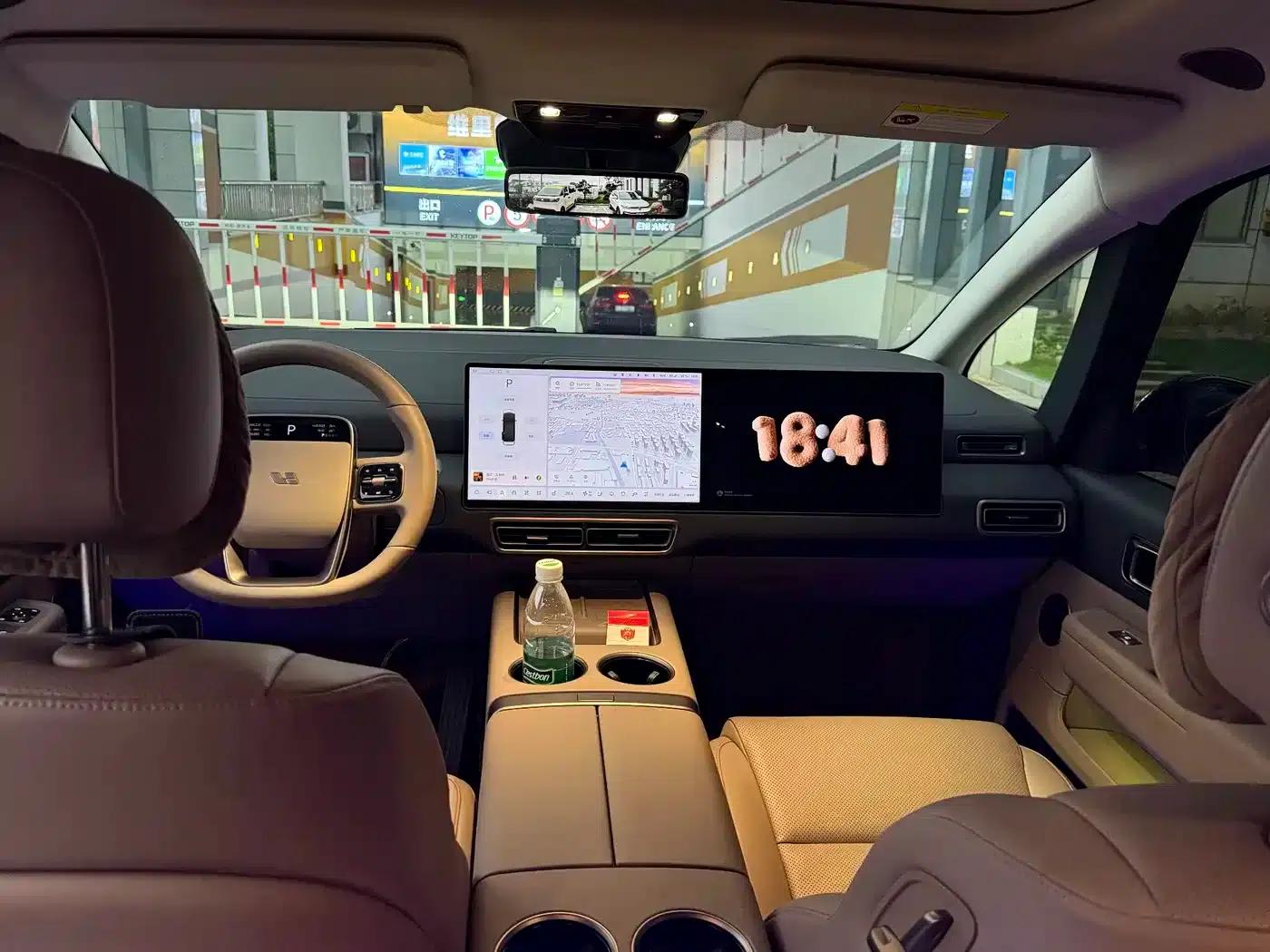 Li Auto MEGA 2025 Home Edition — миниатюра 17