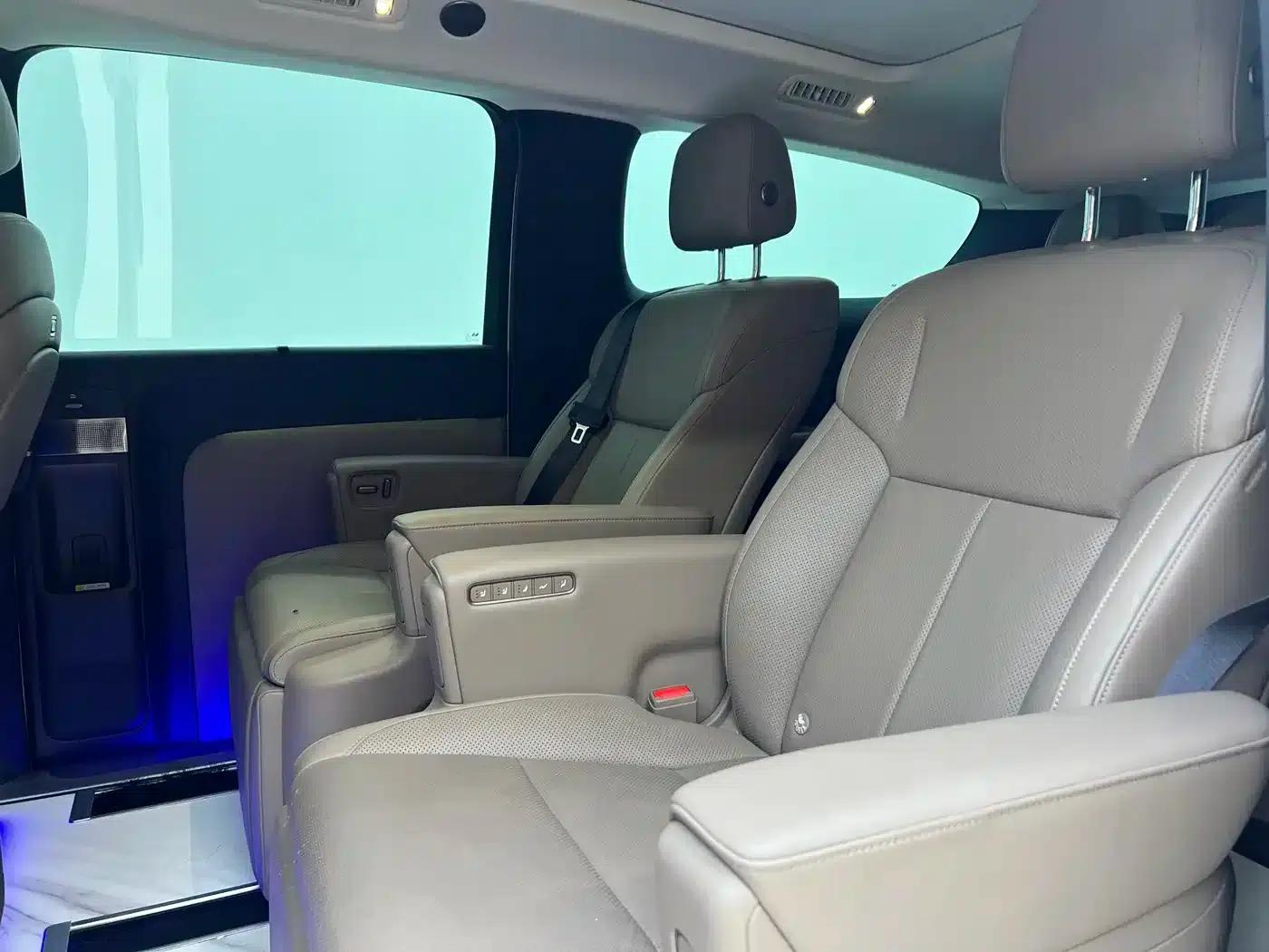 Li Auto MEGA 2025 Home Edition — миниатюра 9