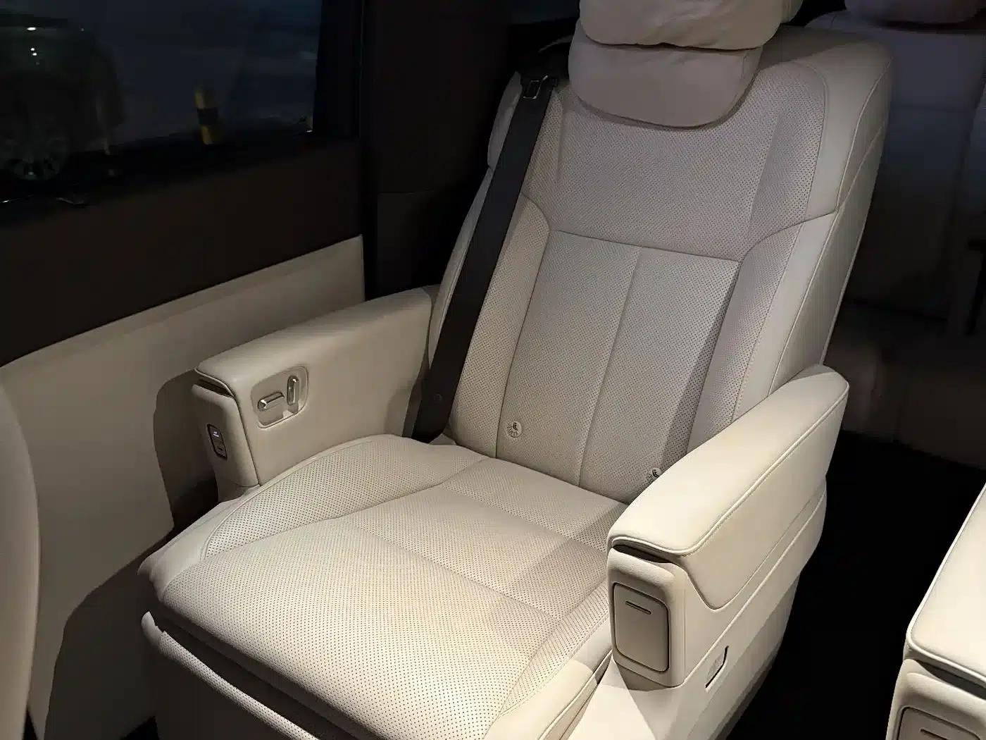 Li Auto MEGA 2024 Ultra — миниатюра 6