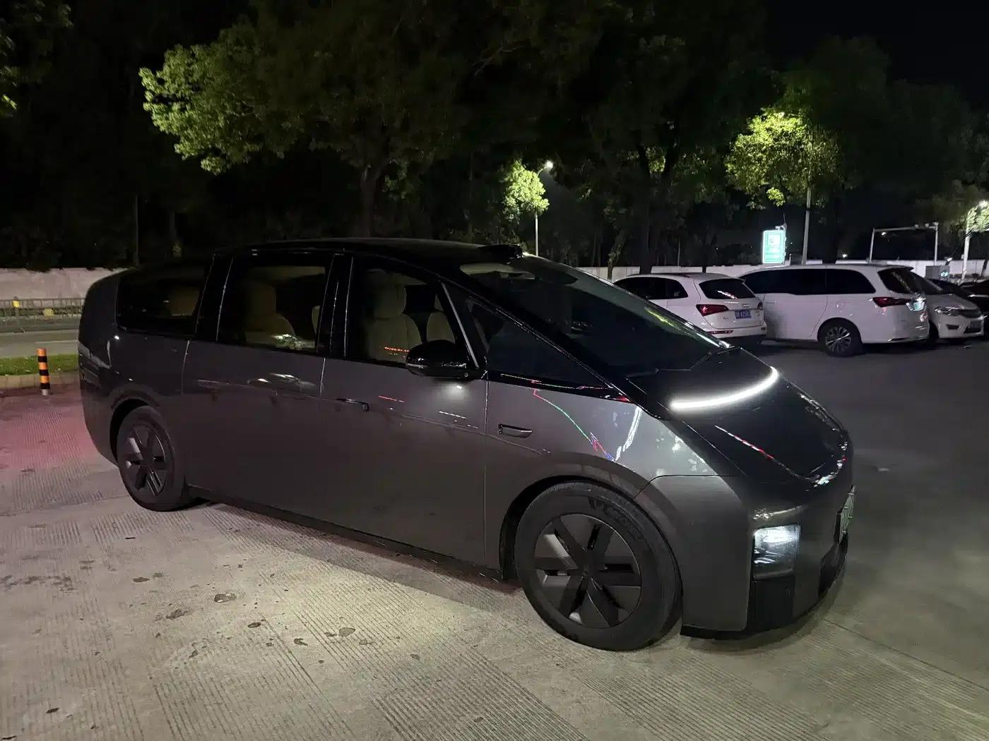 Li Auto MEGA 2024 Ultra — миниатюра 8