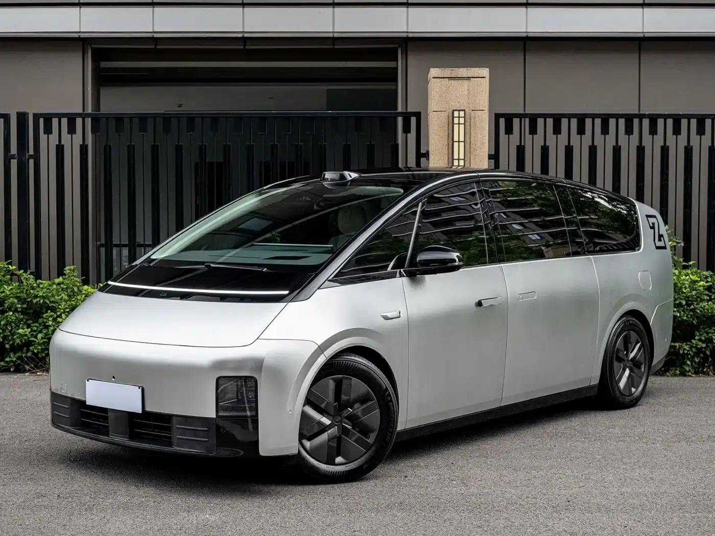 Li Auto MEGA 2024 Ultra — миниатюра 1