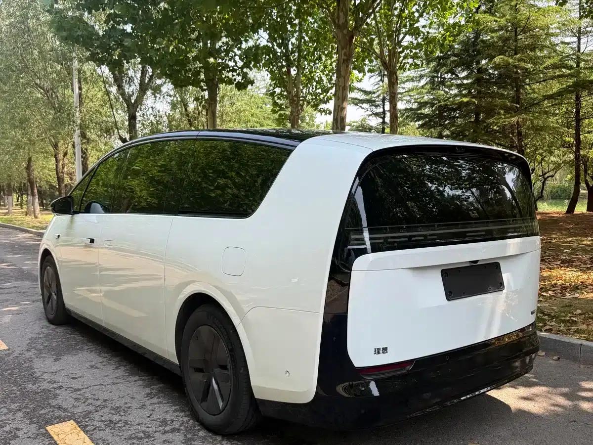 Li Auto MEGA 2025 Home Edition — миниатюра 4