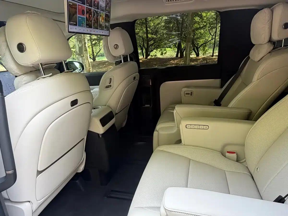Li Auto MEGA 2025 Home Edition — миниатюра 9