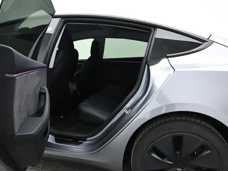 Model 3 2023 Long Range All-Wheel Drive — миниатюра 18