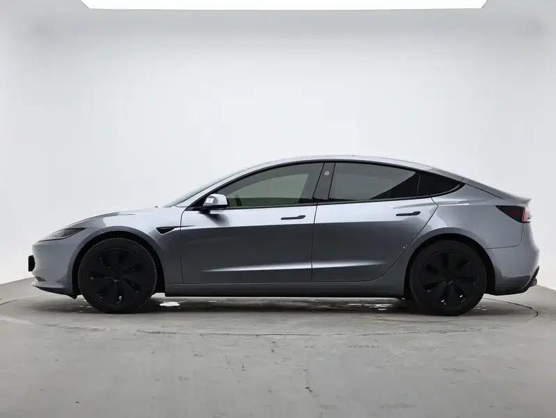 Model 3 2023 Long Range All-Wheel Drive — миниатюра 4