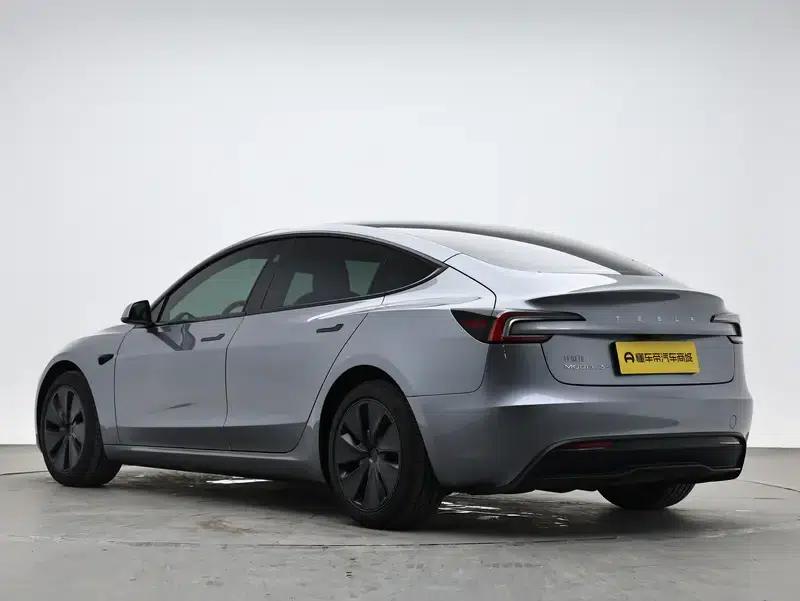 Model 3 2023 Long Range All-Wheel Drive — миниатюра 5