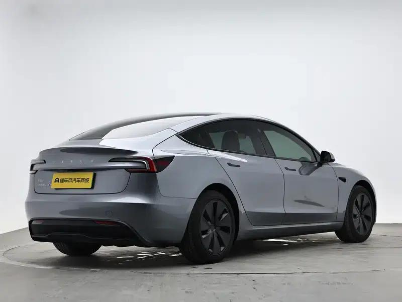 Model 3 2023 Long Range All-Wheel Drive — миниатюра 7
