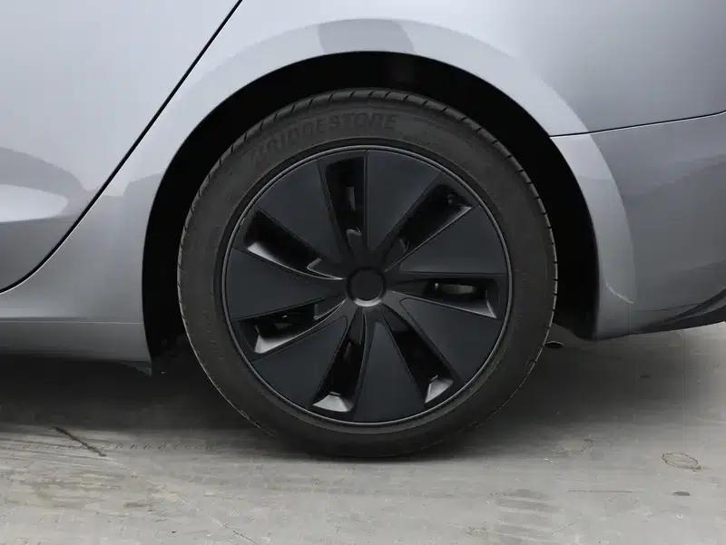 Model 3 2023 Long Range All-Wheel Drive — миниатюра 9