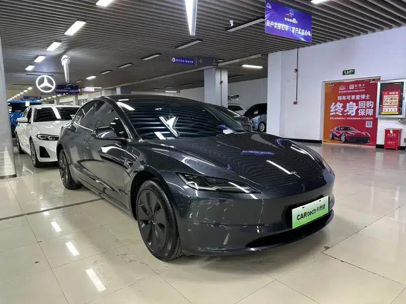 Model 3 2023 Rear-Wheel Drive — миниатюра 2