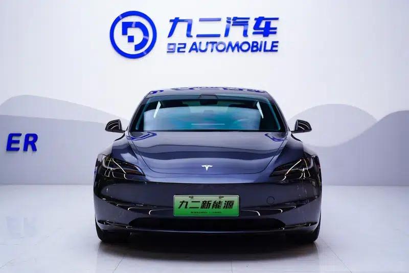 Model 3 2025 Rear-Wheel Drive — миниатюра 2