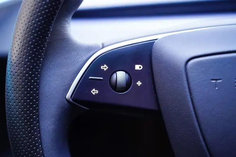 Model 3 2025 Rear-Wheel Drive — миниатюра 14