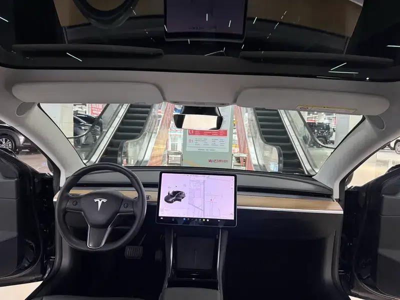 Model 3 2021 Standard Range Rear-Wheel Drive Upgrade — миниатюра 5