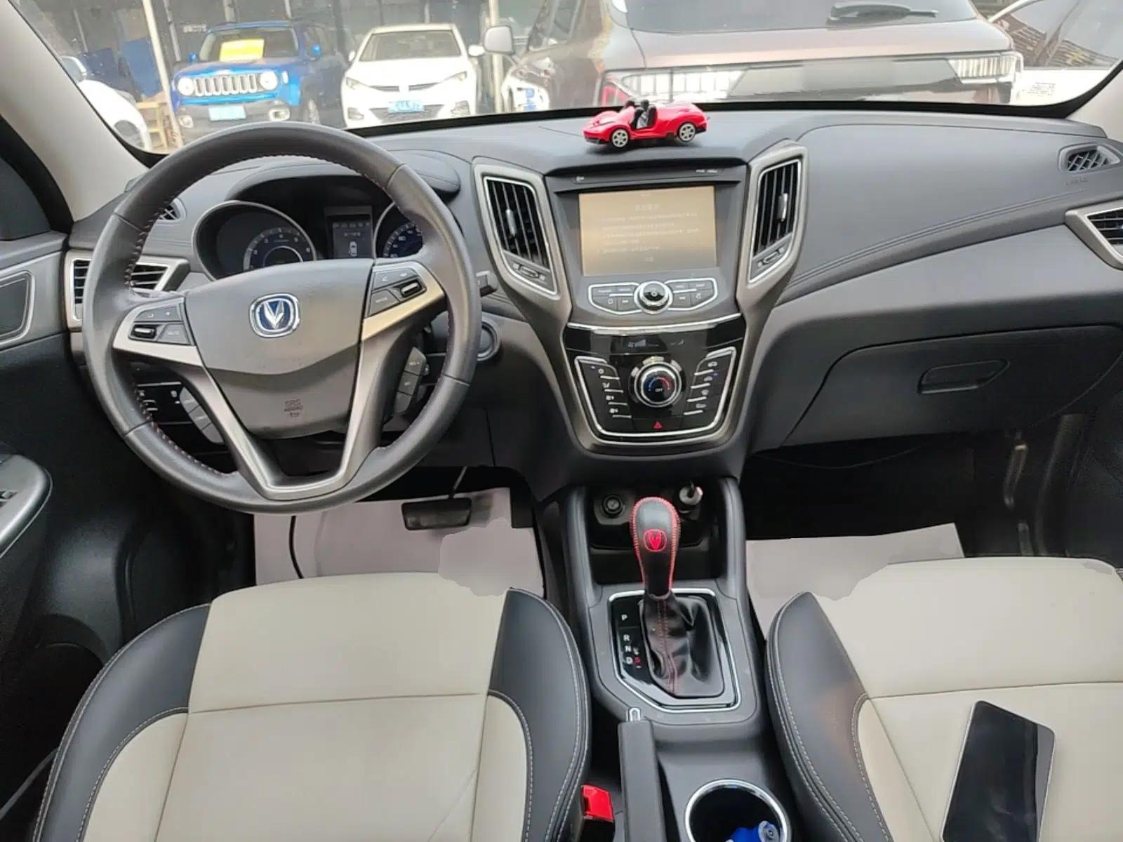 CHANGAN CS35 2017 1.6L Automatic Luxury Model — миниатюра 12