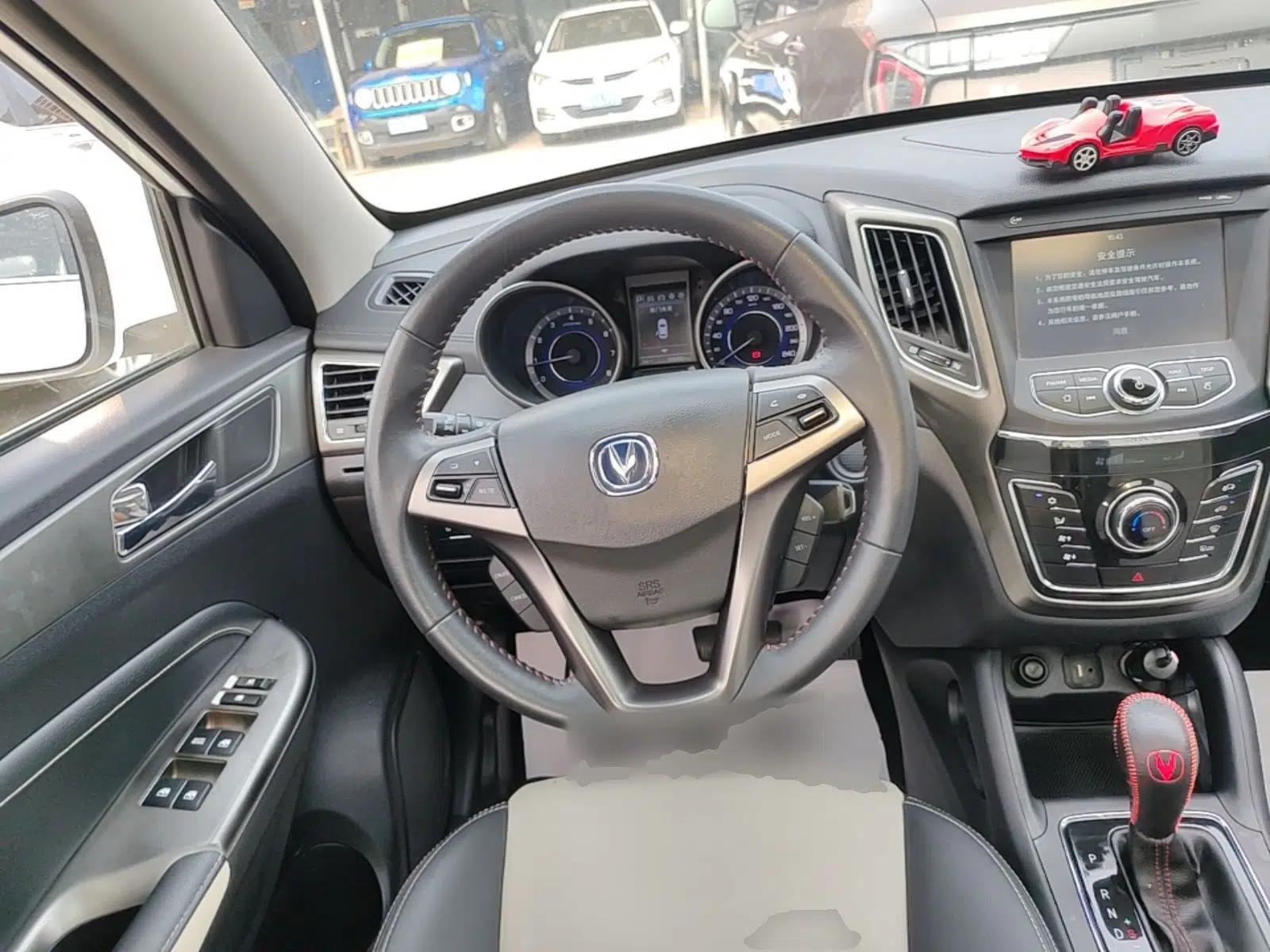 CHANGAN CS35 2017 1.6L Automatic Luxury Model — миниатюра 13